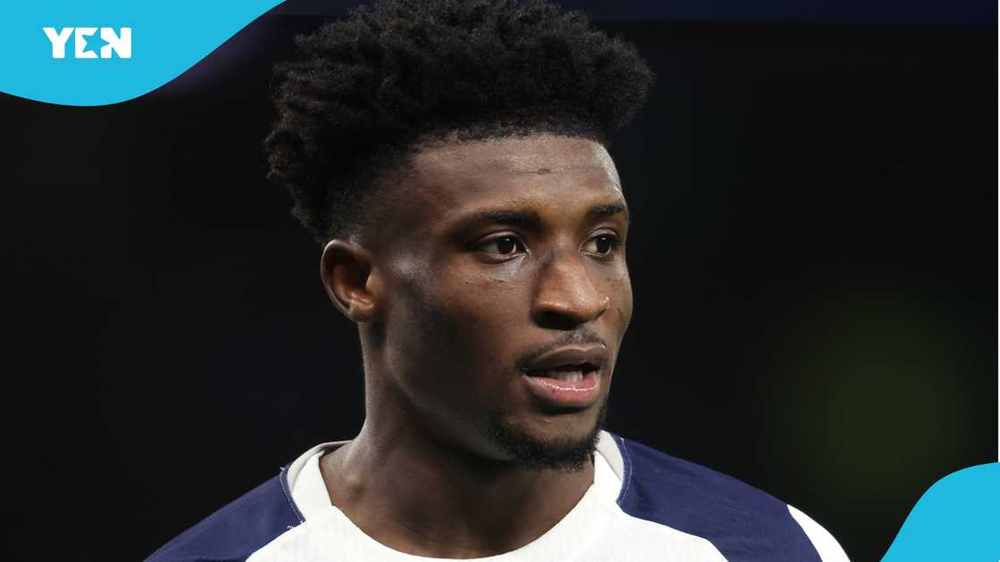 Mohammed Kudus, Tottenham Hotspur, Premier League, Brentford, Kudus take-ons, Kristoffer Ajer. Mohammed Kudus, Tottenham Hotspur, Premier League, Brentford, Kudus take-ons, Kristoffer Ajer.