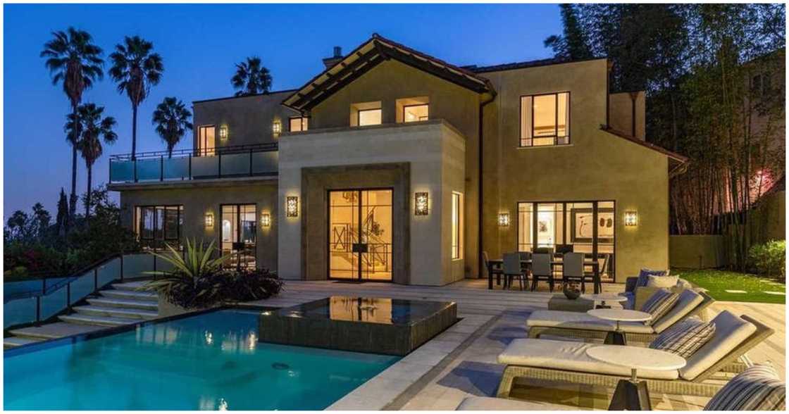 Rihanna's home in Hollywood Hills Rihanna's home in Hollywood Hills