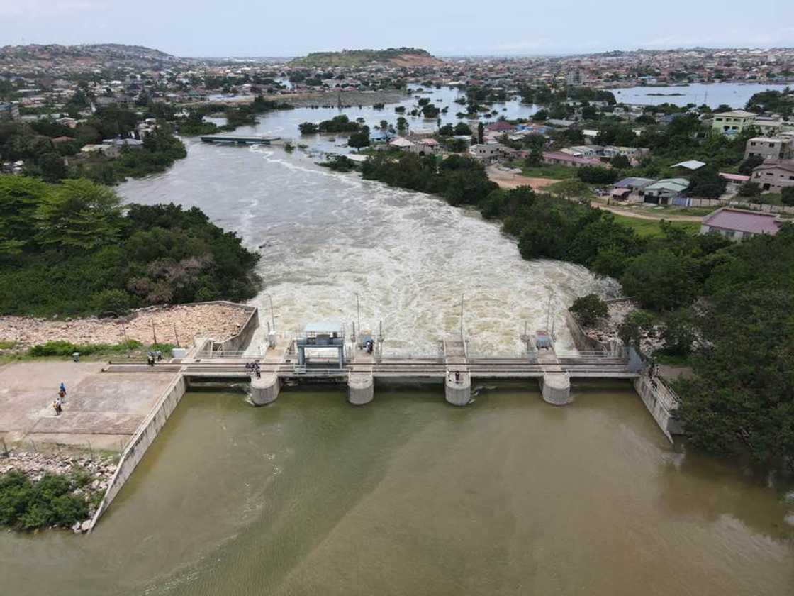 Ghana Water Company Limited to spill excess water again; residents urged to relocate Ghana Water Company Limited to spill excess water again; residents urged to relocate