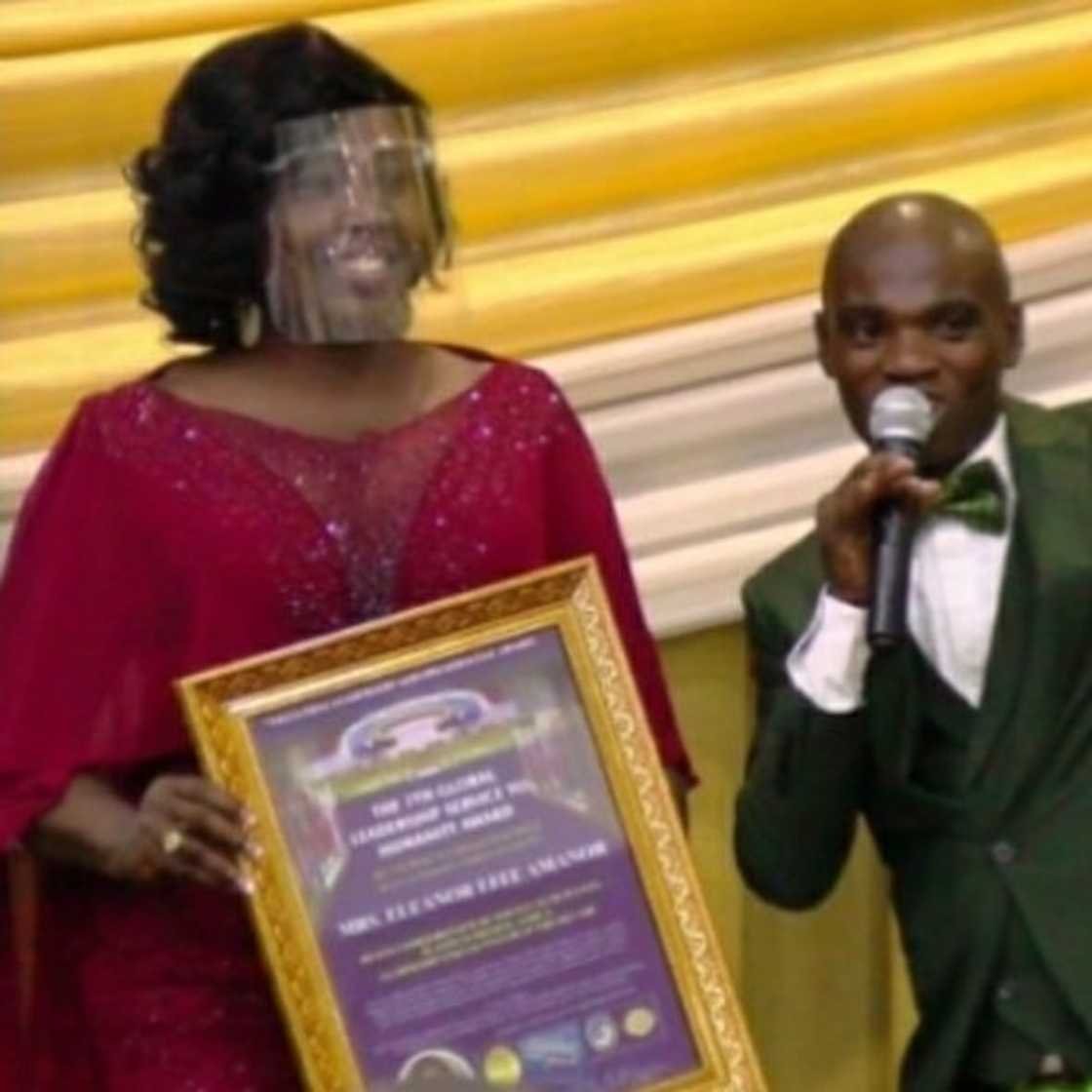 Fake Kofi Annan-UN Awards: Sarkodie, Berla Mundi, D-Black, UG VC and all those 'fooled' by Kwame Fordjour (photos) Fake Kofi Annan-UN Awards: Sarkodie, Berla Mundi, D-Black, UG VC and all those 'fooled' by Kwame Fordjour (photos)