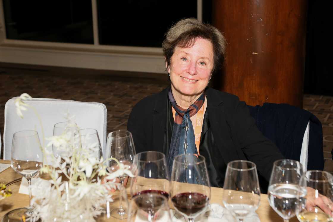 Alice Waters attends THE FOUNDATION TABLE: A Night of Culinary Excellence with Alice Waters & Jonathan Waxman Alice Waters attends THE FOUNDATION TABLE: A Night of Culinary Excellence with Alice Waters & Jonathan Waxman