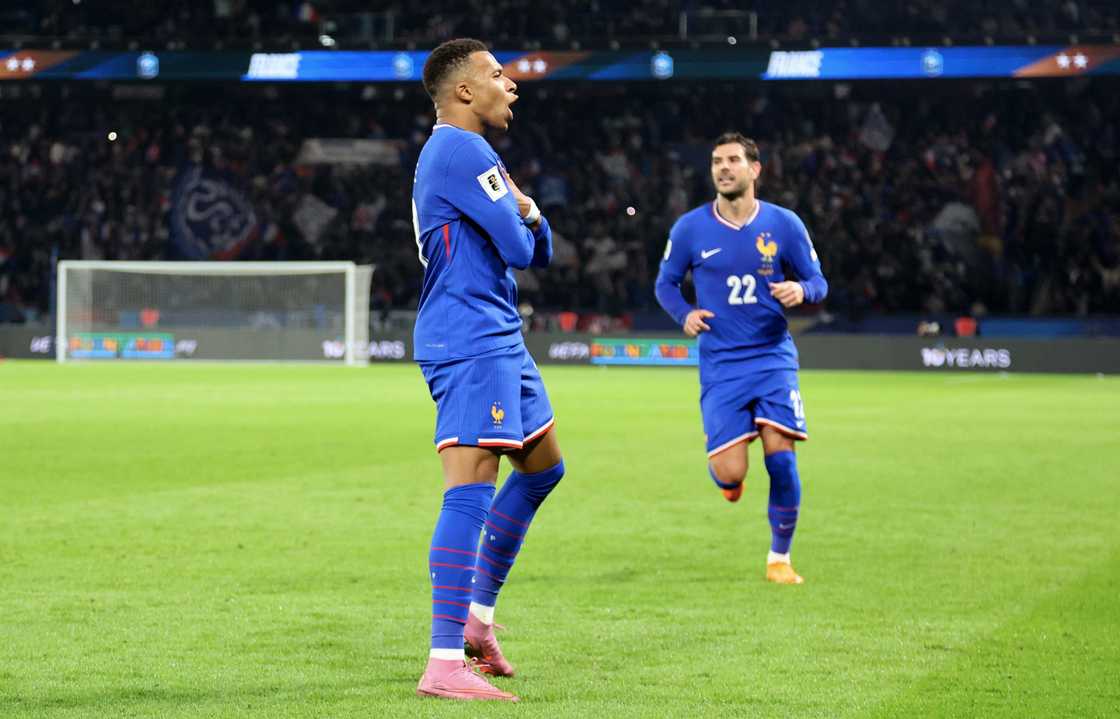 Kylian Mbappé 400 career goals, Kylian Mbappé goals for France, Real Madrid striker Mbappé, Mbappé goal record, Mbappé vs Messi and Ronaldo, Mbappé World Cup winner, Mbappé club and country