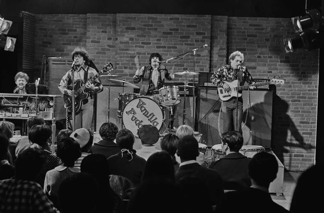 Vanilla Fudge during a performance Vanilla Fudge during a performance