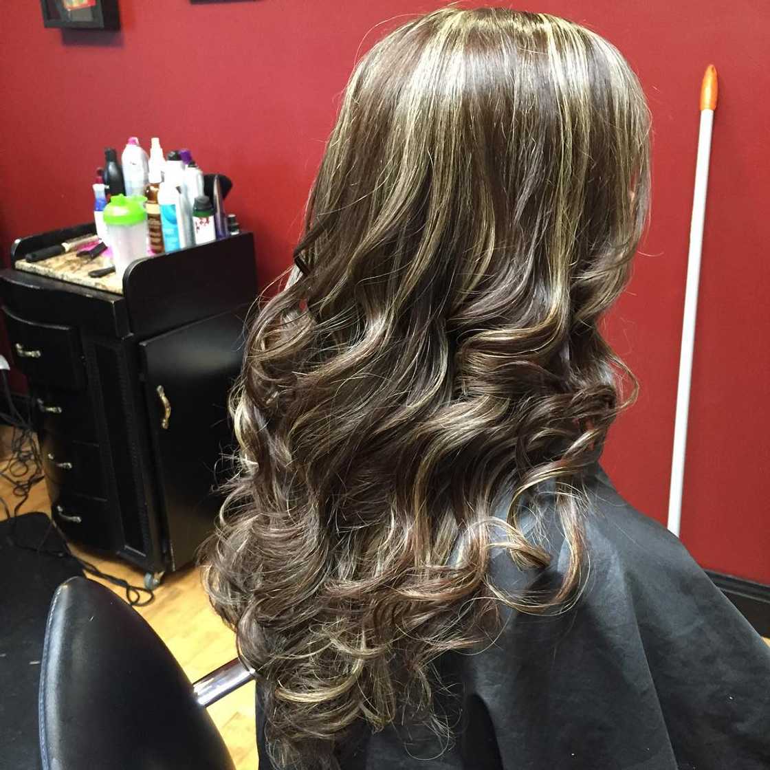 brown hair with blonde highlights