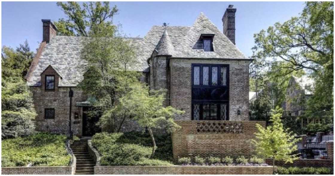 The house of Obama The house of Obama