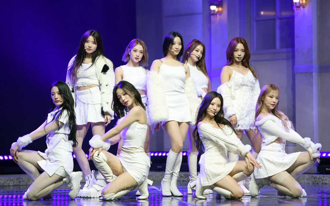 FROMIS_9 K-pop group members on stage FROMIS_9 K-pop group members on stage