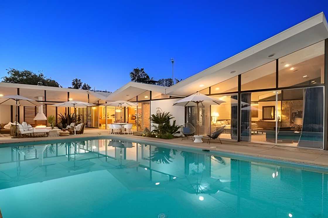 Julie Bowen's home Julie Bowen's home