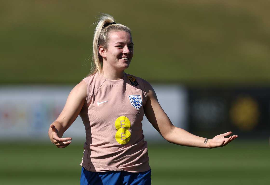 hottest female soccer players hottest female soccer players