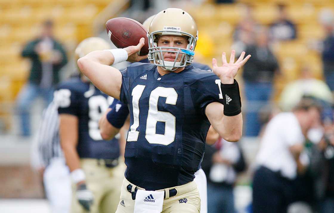 Elizabeth Montana Elizabeth Montana