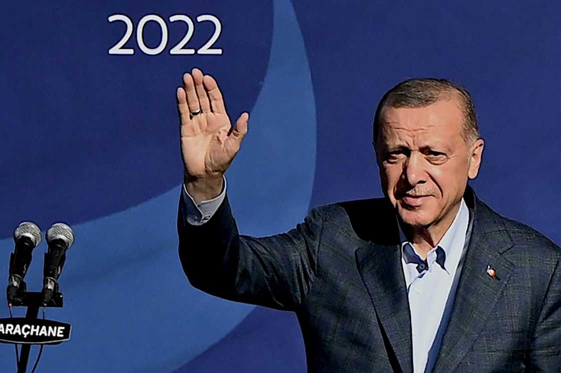 Turkish President Recep Tayyip Erdogan has renewed his threat to "freeze" Nato membership bids from Finland and Sweden Turkish President Recep Tayyip Erdogan has renewed his threat to "freeze" Nato membership bids from Finland and Sweden