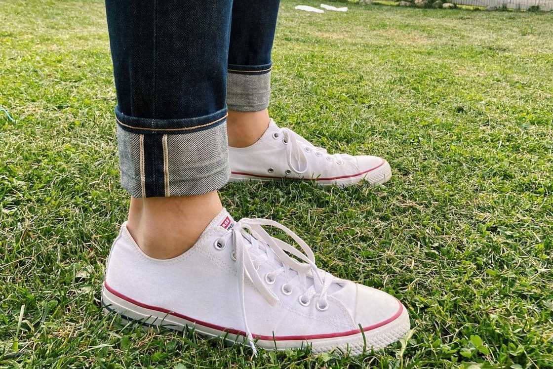 how to cuff jeans how to cuff jeans