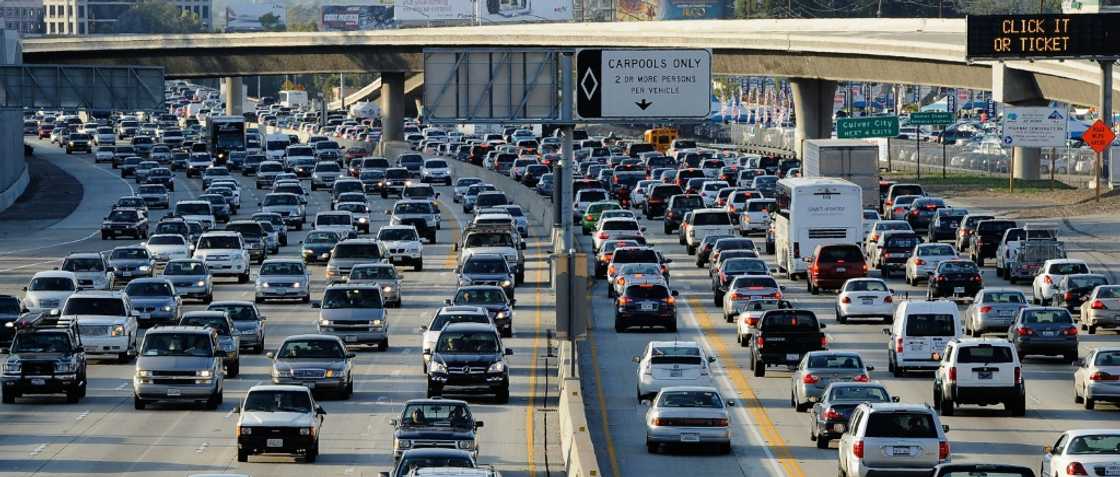 Oil prices extended gains as major oil producers prepare to meet and the US driving season gets under way, which is expected to see a spike in demand Oil prices extended gains as major oil producers prepare to meet and the US driving season gets under way, which is expected to see a spike in demand