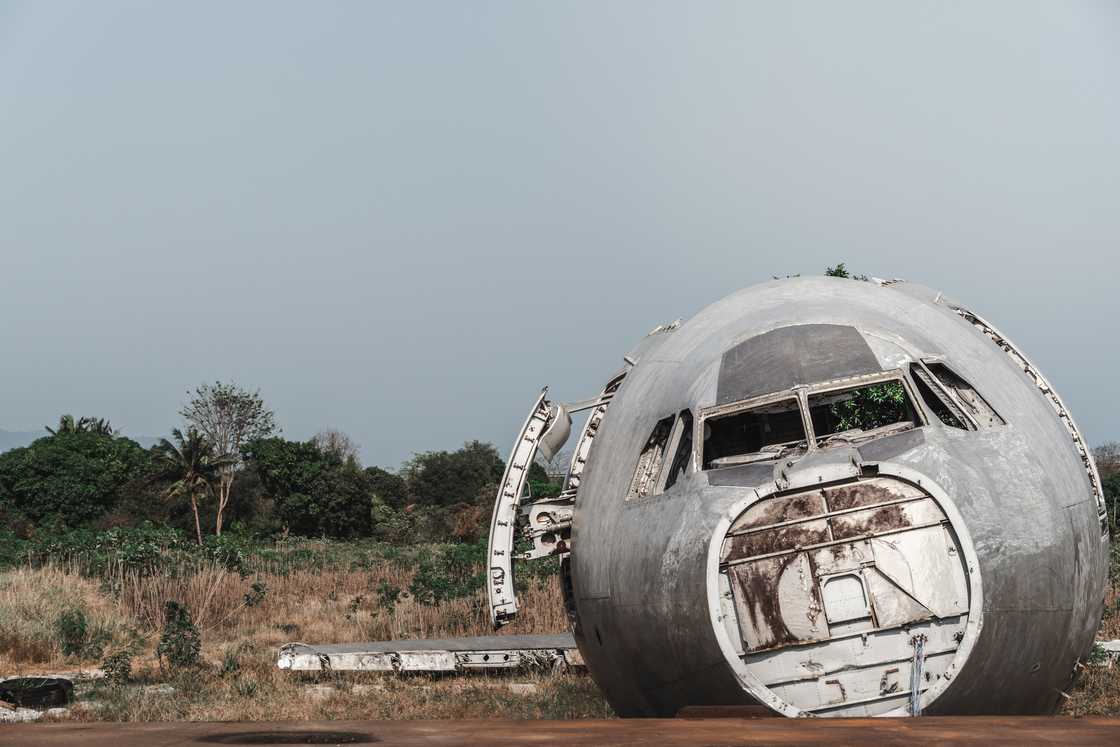 Airplane, Tema, Headmistress, Community 1, Nursery, School