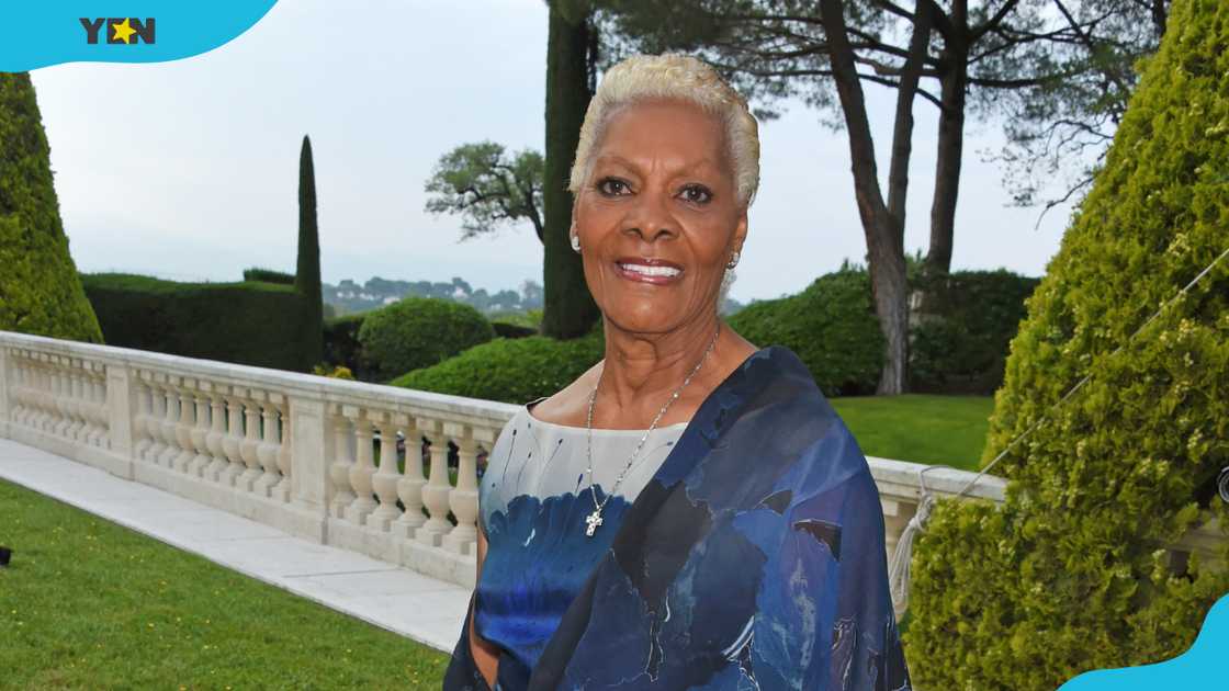 Dionne Warwick at the amfAR Gala Cannes 2017 at Hotel du Cap-Eden-Roc. Dionne Warwick at the amfAR Gala Cannes 2017 at Hotel du Cap-Eden-Roc.
