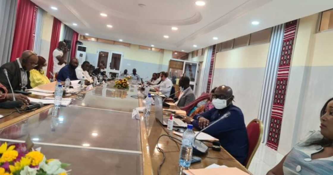 Burkina Faso: Ghanaian delegation held captive; forced to sign document they didn't understand Burkina Faso: Ghanaian delegation held captive; forced to sign document they didn't understand