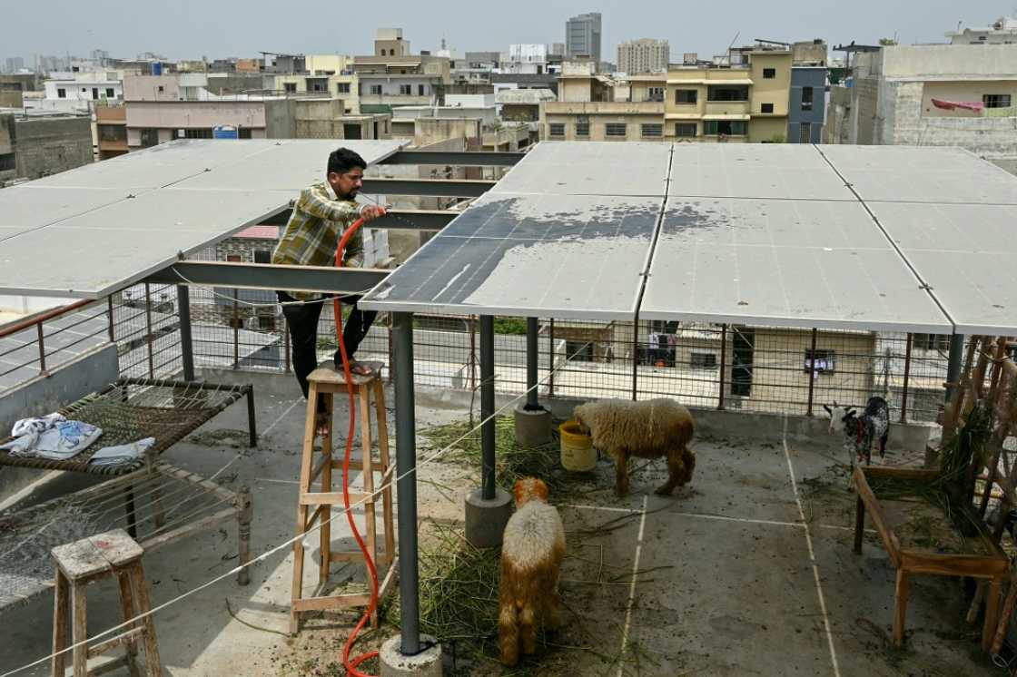 The quiet energy revolution has spread from wealthy neighbourhoods to middle- and lower-income households as customers look to escape soaring electricity bills The quiet energy revolution has spread from wealthy neighbourhoods to middle- and lower-income households as customers look to escape soaring electricity bills