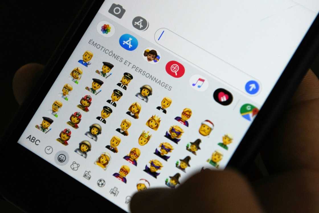 There are currently only three emojis with glasses