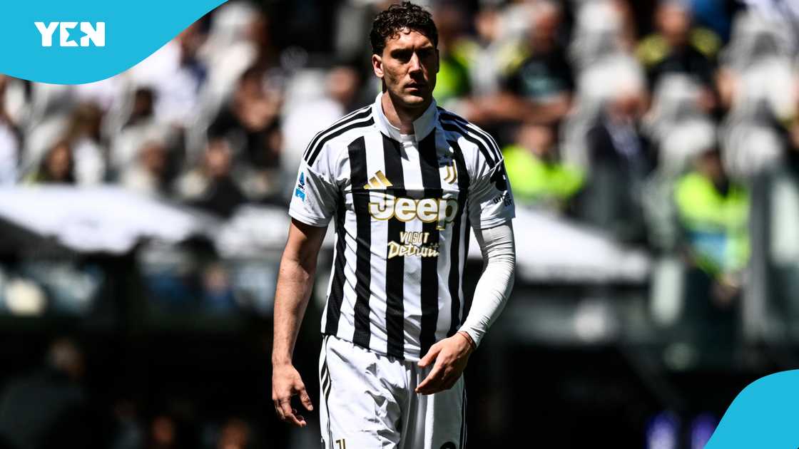 FC Barcelona, Dušan Vlahović, Juventus, Barcelona transfer news, Vlahović transfer, La Liga transfers, Serie A news, Barcelona striker target, Robert Lewandowski replacement, Hansi Flick, Deco Barcelona, football transfer news, summer transfer window