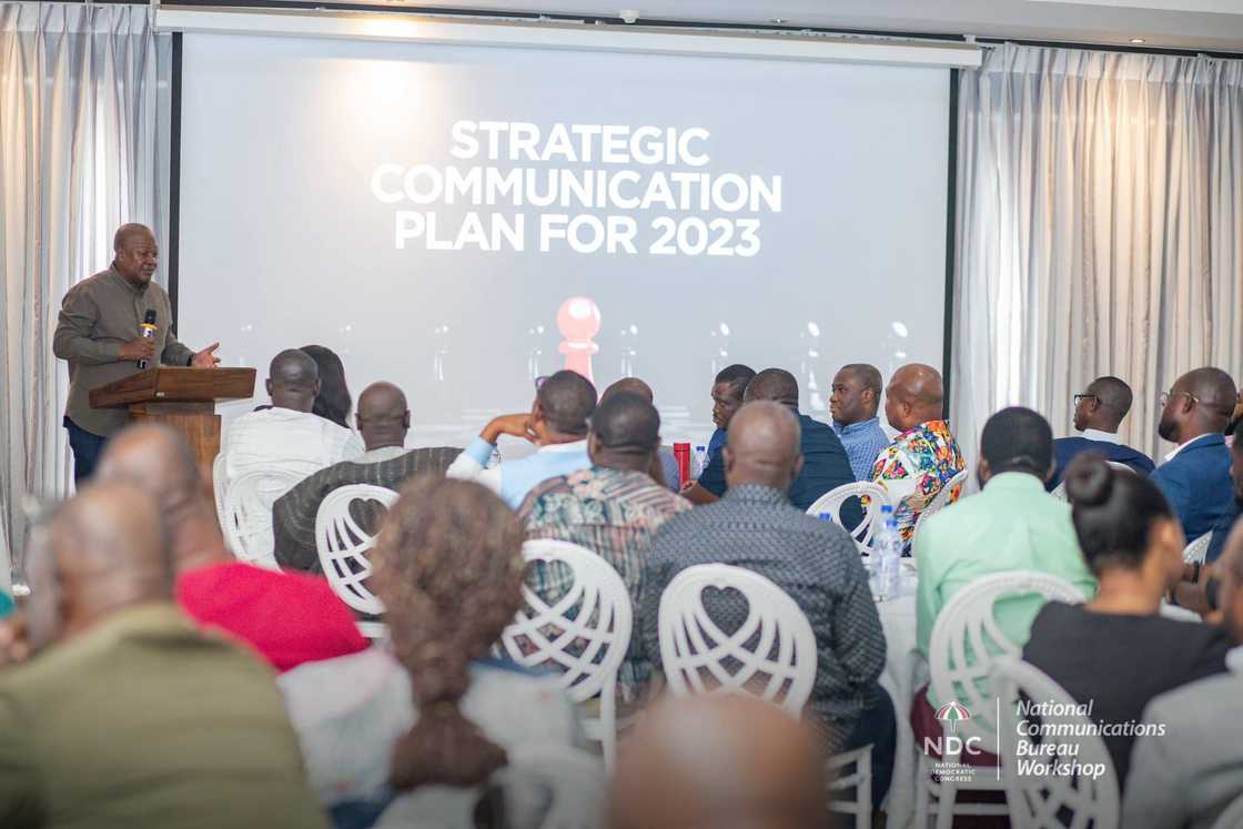 Former President John Dramani Mahama has lectured NDC communicators on how to engage in persuasive political communications