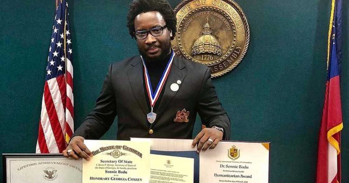 “Sonnie Badu is our hero whichever way you look at it” - Paul Adom-Otchere declares “Sonnie Badu is our hero whichever way you look at it” - Paul Adom-Otchere declares