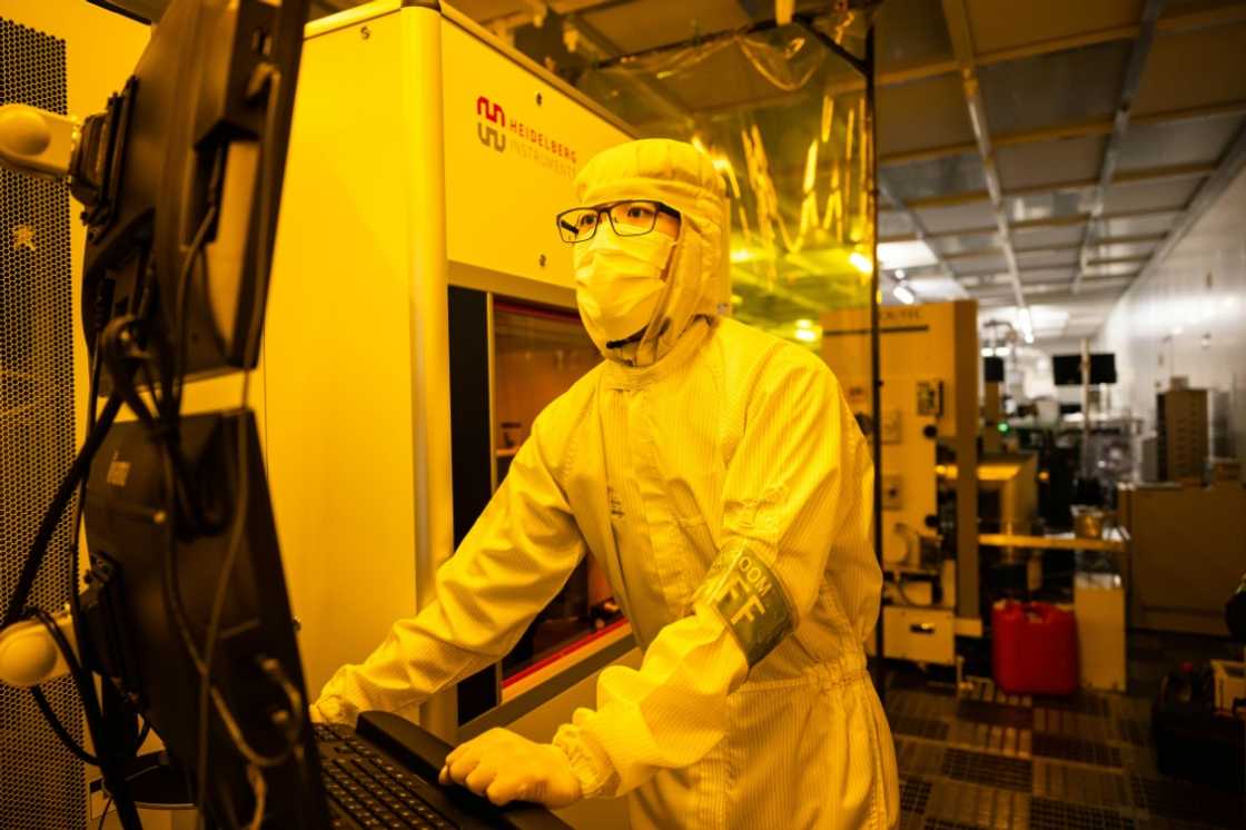 Clean rooms, a vital part of semiconductor factories, are also found at universities, where aspiring tech innovators conduct research Clean rooms, a vital part of semiconductor factories, are also found at universities, where aspiring tech innovators conduct research