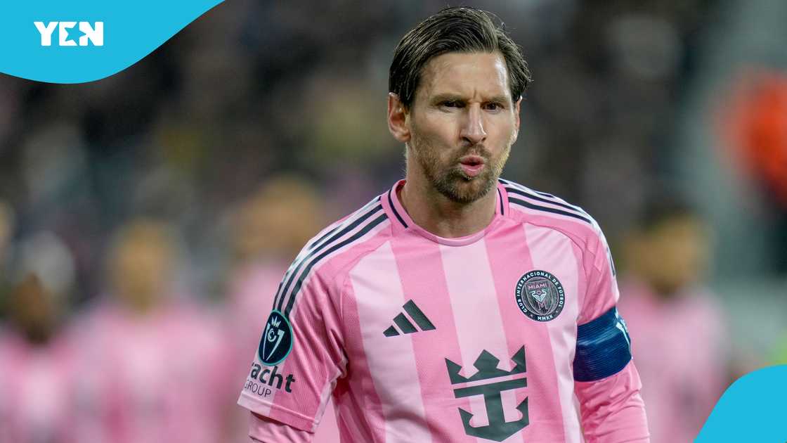 Lionel Messi (10) of Inter Miami watches the play during the CONCACAF Champions Cup 2025 match between Los Angeles Football Club and Inter Miami at BMO Stadium on April 2, 2025 in Los Angeles, California Lionel Messi (10) of Inter Miami watches the play during the CONCACAF Champions Cup 2025 match between Los Angeles Football Club and Inter Miami at BMO Stadium on April 2, 2025 in Los Angeles, California