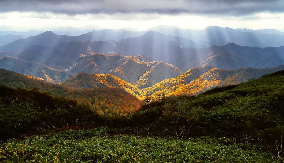 highest mountains in Ghana