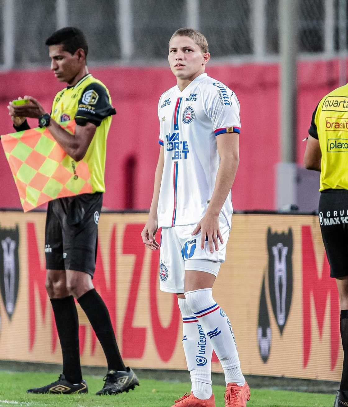 Manchester City eye Brazilian Haaland, Wendeson de Melo Manchester City transfer, Man City scouting Brazilian teenager, Bahia wonderkid linked to Manchester City, Brazilian Haaland £87m release clause, Manchester City young player signings 2025