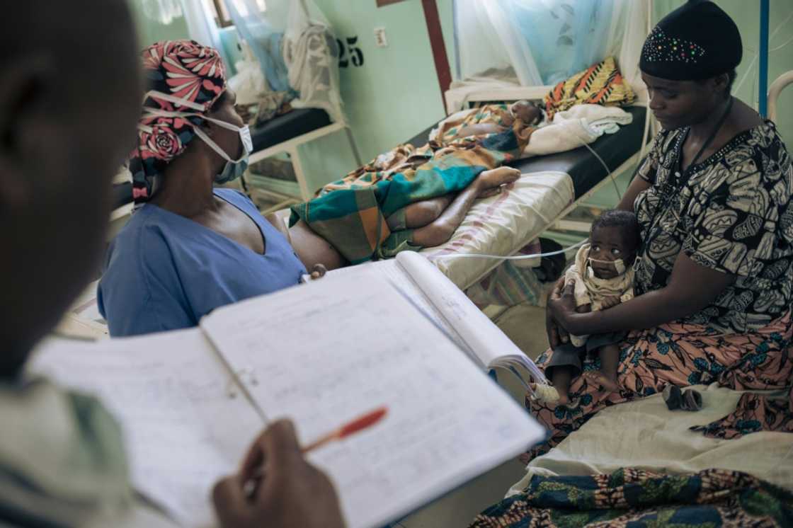 The surgeons, anaesthetists and nurses working in the hospital find little rest The surgeons, anaesthetists and nurses working in the hospital find little rest