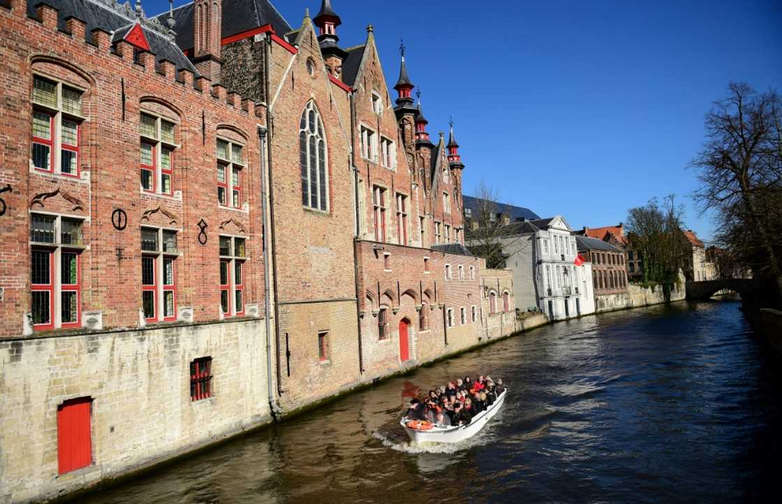 Bruges tourist authorities are encouraging tourists to see beyond the centre of the city, and visit at offpeak times Bruges tourist authorities are encouraging tourists to see beyond the centre of the city, and visit at offpeak times