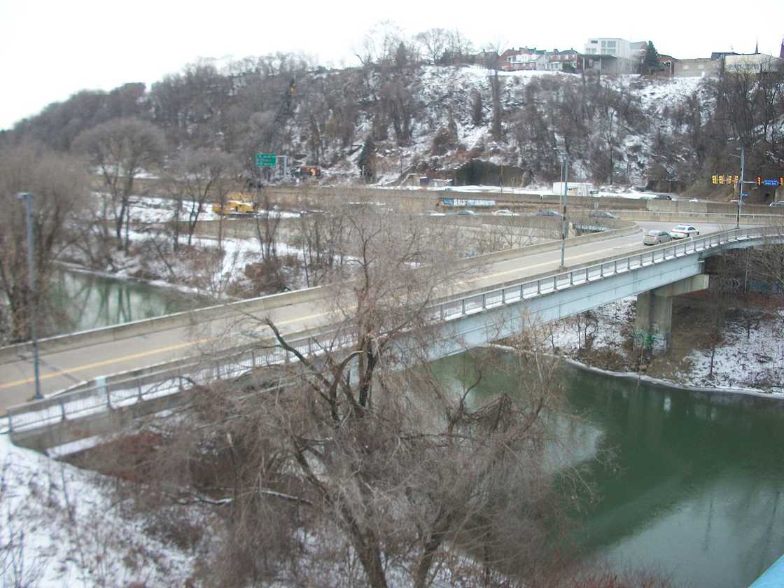 How many bridges are in Pittsburgh How many bridges are in Pittsburgh