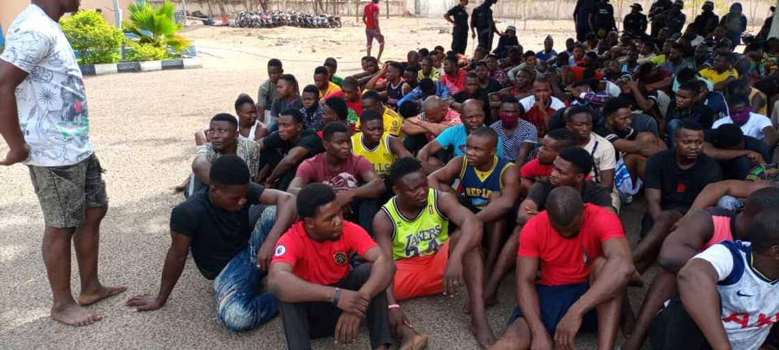 Police arrest 480 Illegal immigrants from Nigeria, Burkina Faso