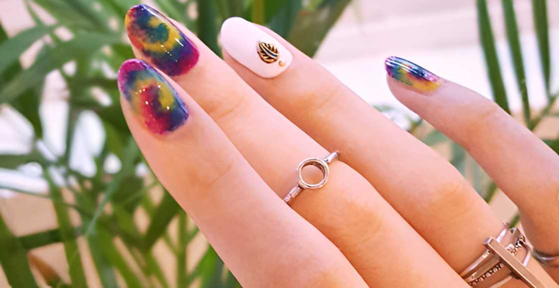 Dip dye nails Dip dye nails