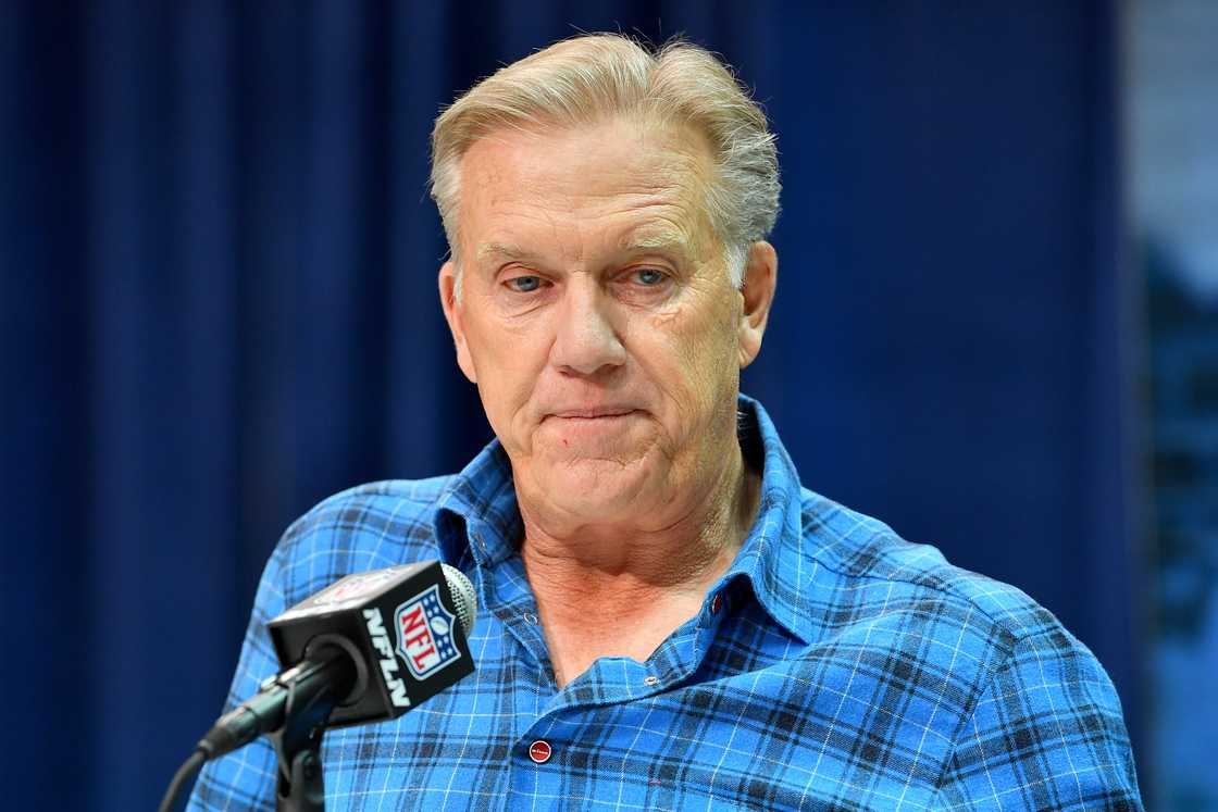 How much is John Elway worth right now? How much is John Elway worth right now?