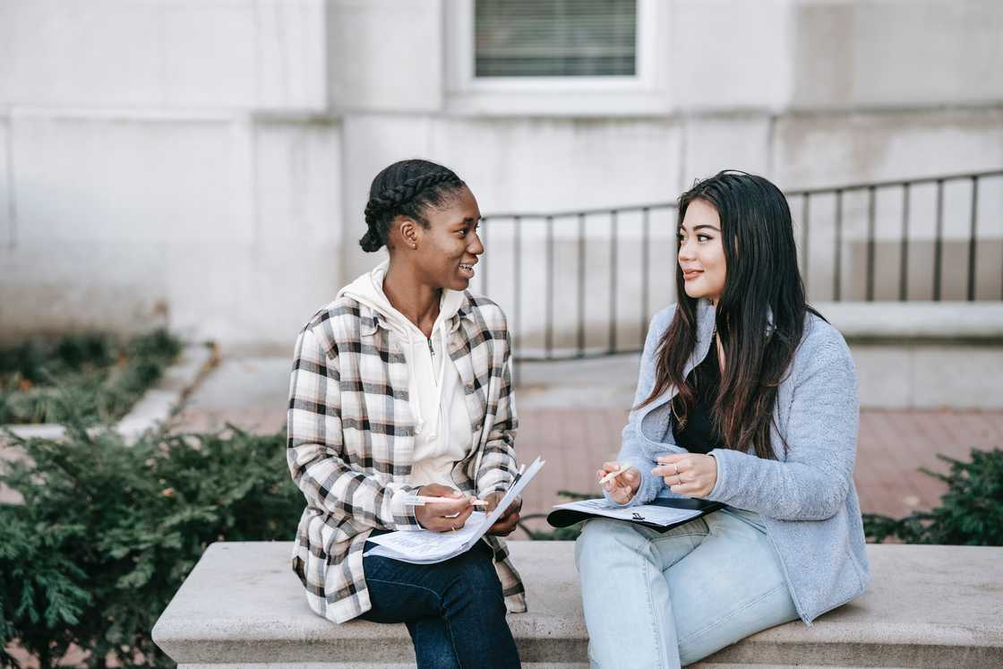 University students collaborating outdoors