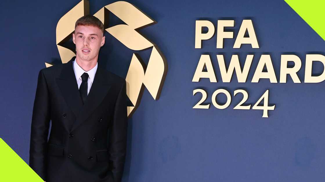 Cole Palmer beat Bukayo Saka and Kobbie Mainoo to win the PFA Young Player of Year prize. Cole Palmer beat Bukayo Saka and Kobbie Mainoo to win the PFA Young Player of Year prize.