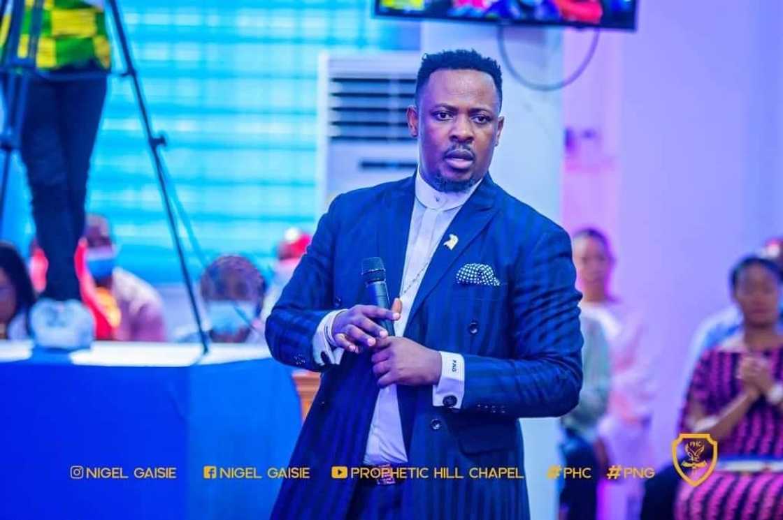 Prophet Nigel Gaisie, Nana Agradaa, Nana Agradaa prison, Nigel Gaisie visits Agradaa, Nsawam prison, Nana Agradaa jailed Prophet Nigel Gaisie, Nana Agradaa, Nana Agradaa prison, Nigel Gaisie visits Agradaa, Nsawam prison, Nana Agradaa jailed