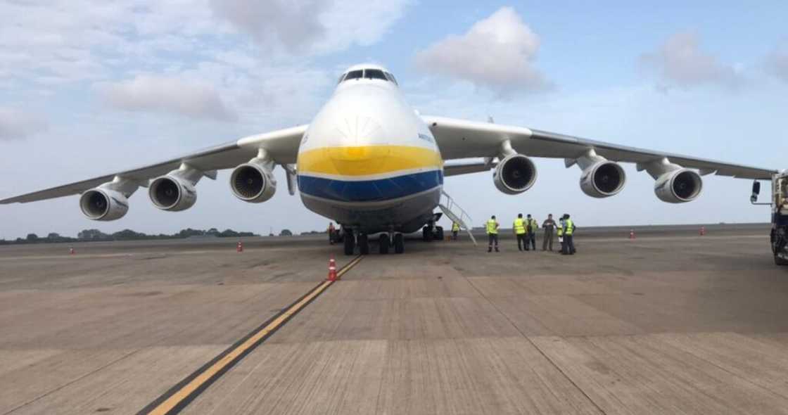 Antonov An-225 Mriya: Largest Aircraft in the World Lands in Ghana Antonov An-225 Mriya: Largest Aircraft in the World Lands in Ghana