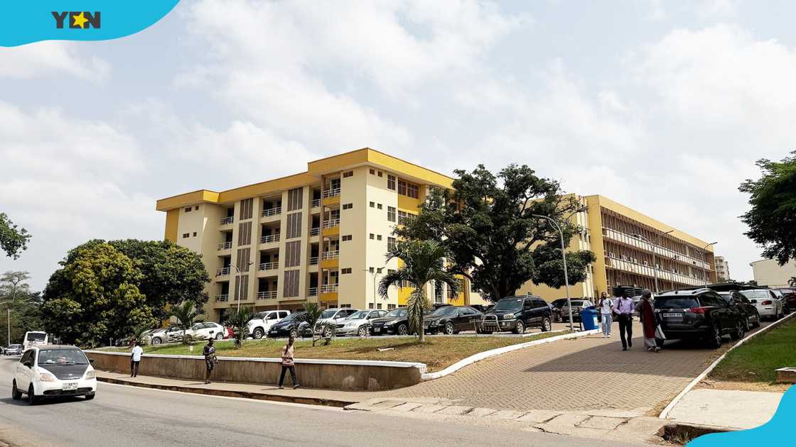 KNUST Faculty of Pharmacy and Pharmaceutical Sciences KNUST Faculty of Pharmacy and Pharmaceutical Sciences