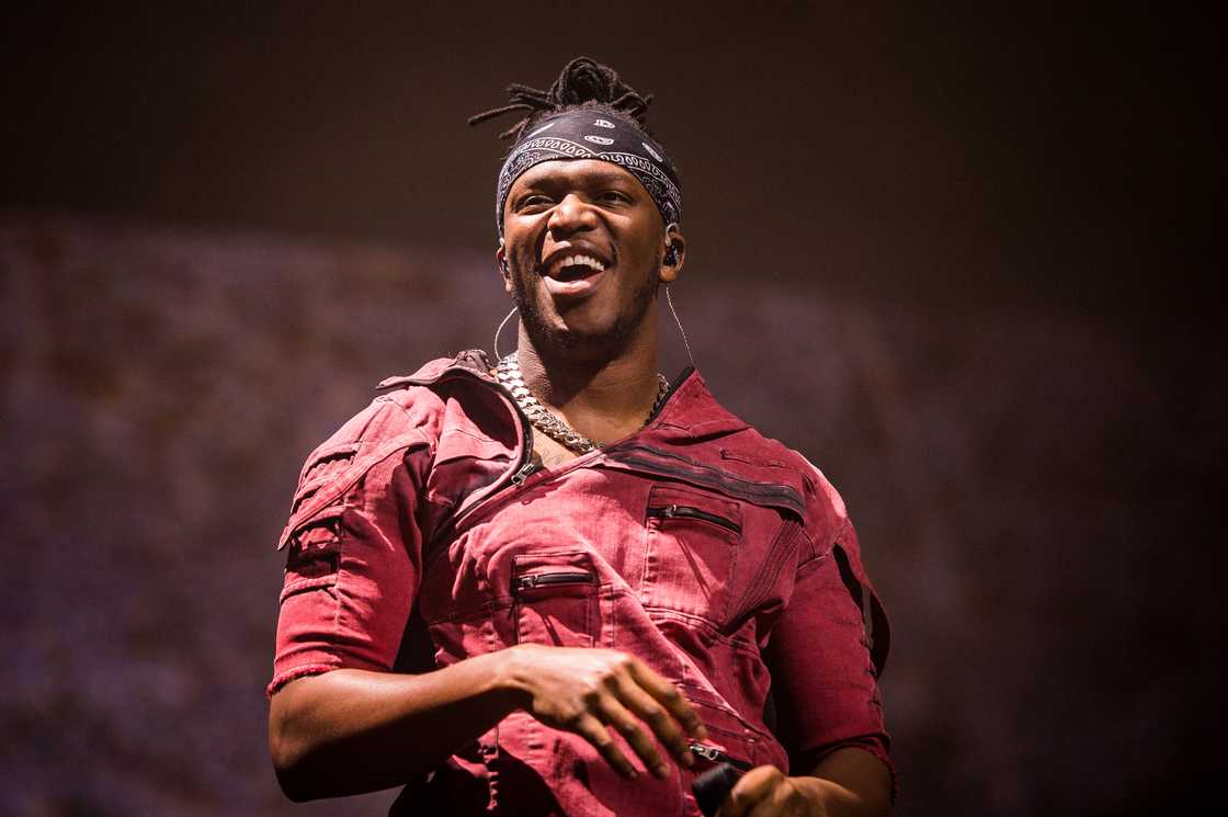 hot YouTubers hot YouTubers