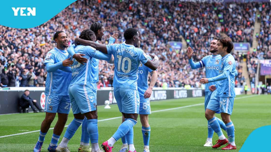 Brandon Thomas-Asante, Thomas-Asante scores again, Coventry breaks 61-year-record, English Championship, Watford, Black Stars, Thomas-Asante scores against Watford, Coventry beat Watford. Brandon Thomas-Asante, Thomas-Asante scores again, Coventry breaks 61-year-record, English Championship, Watford, Black Stars, Thomas-Asante scores against Watford, Coventry beat Watford.