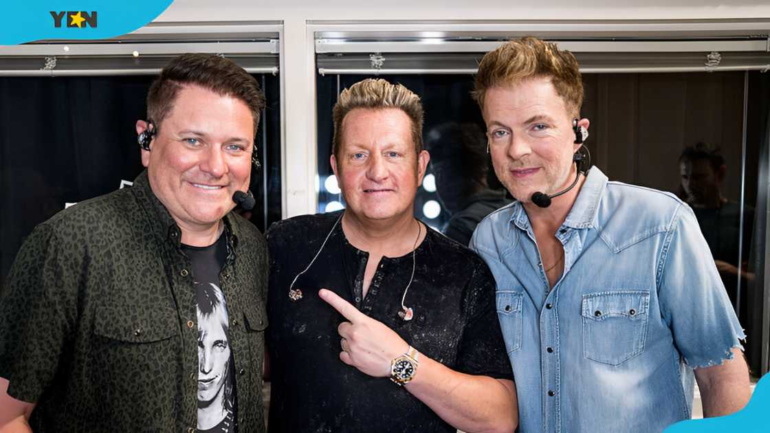 Jay DeMarcus (L), Gary LeVox (M), and Joe Don Rooney (R) Jay DeMarcus (L), Gary LeVox (M), and Joe Don Rooney (R)