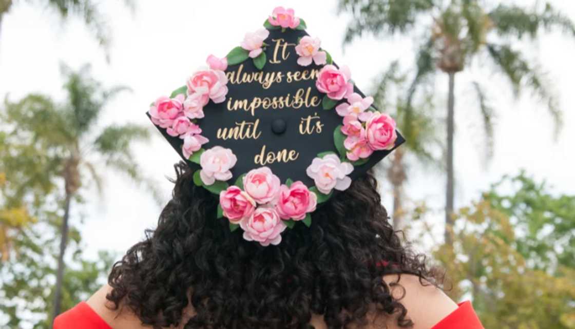 Best graduation cap ideas Best graduation cap ideas