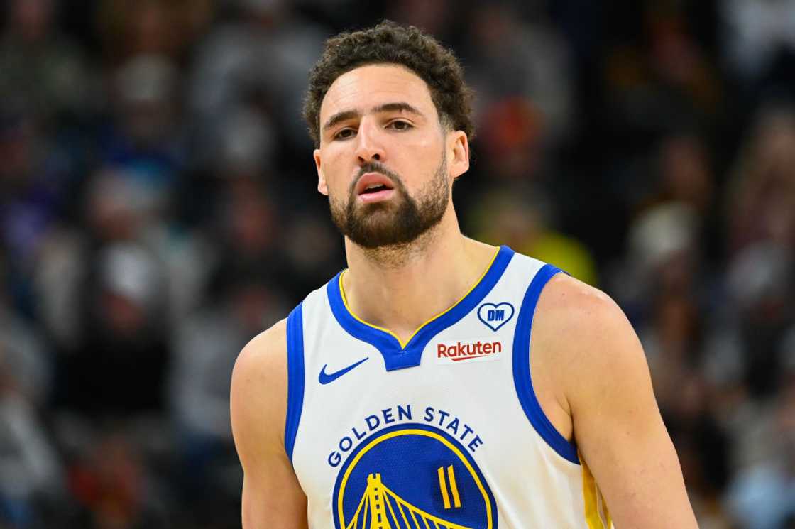 Klay Thompson in a blue and white jersey during a game in Salt Lake City, Utah. Klay Thompson in a blue and white jersey during a game in Salt Lake City, Utah.