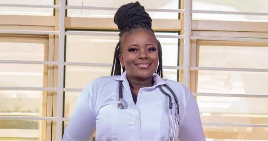 She started off by selling underwears. She started off by selling underwears.