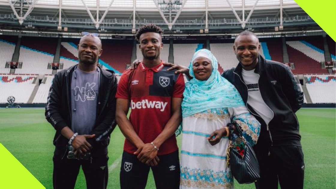 Mohammed Kudus and his family.