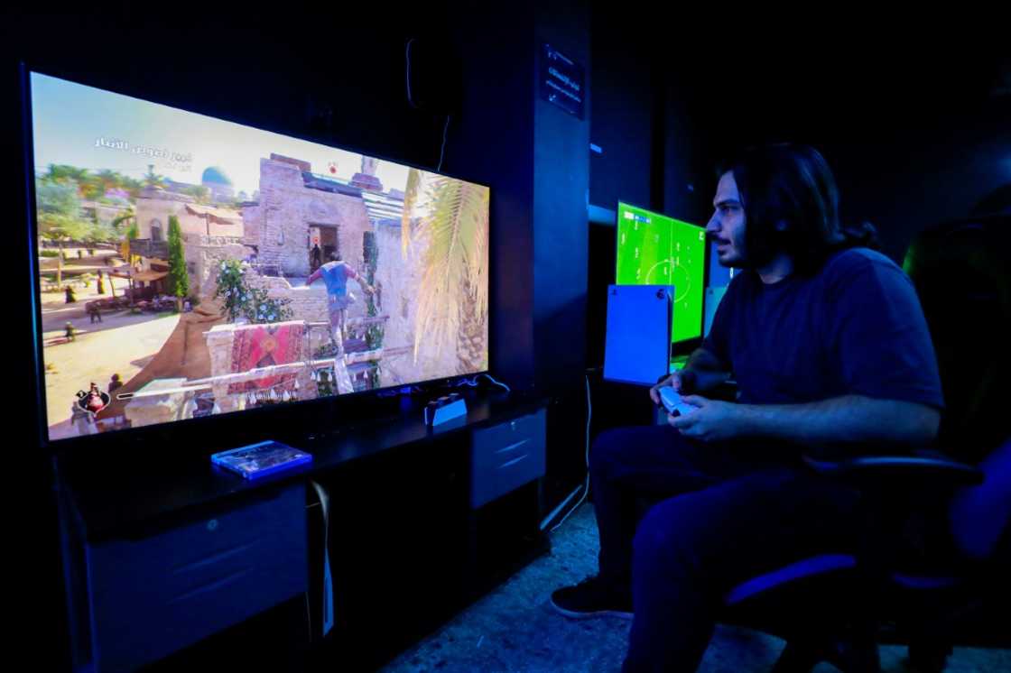 The game is set in ninth-century Baghdad during the Abbasid Caliphate era The game is set in ninth-century Baghdad during the Abbasid Caliphate era