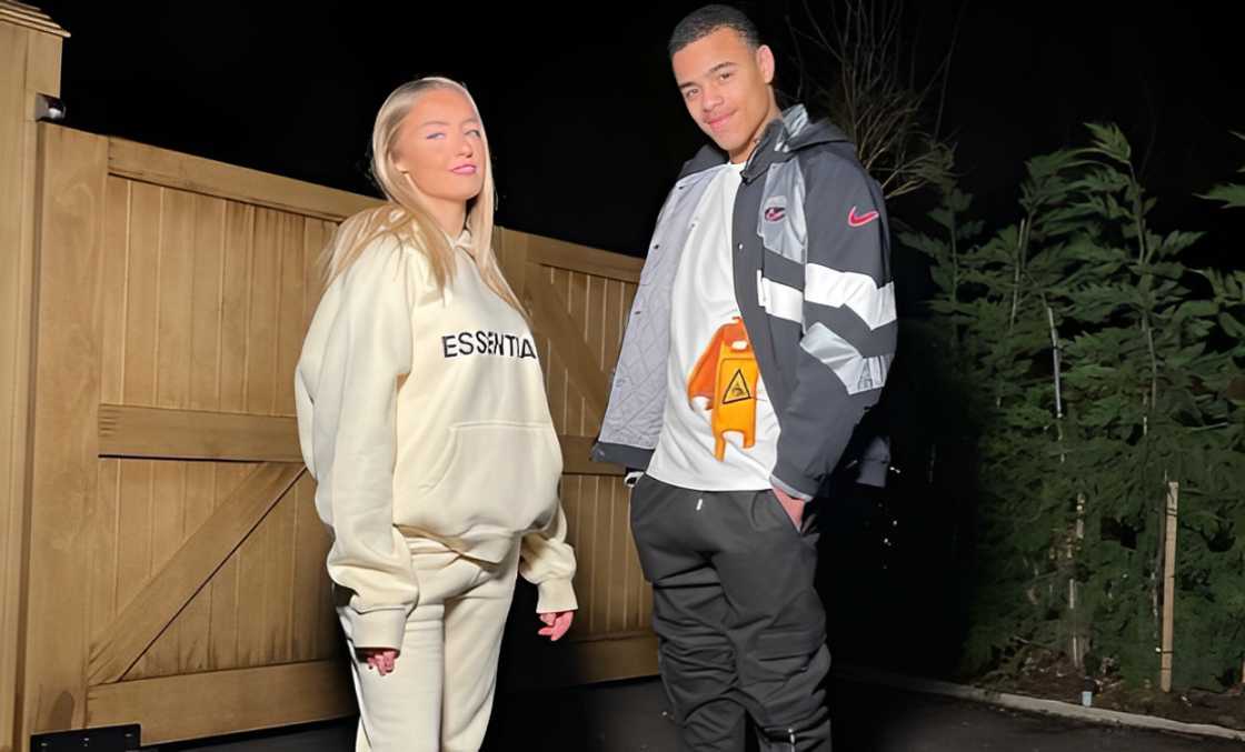 Meet Mason Greenwood and his girlfriend Harriet Robson Meet Mason Greenwood and his girlfriend Harriet Robson