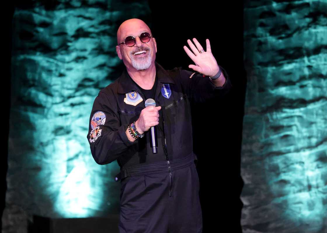 Howie Mandel performs at the David Copperfield Theater Howie Mandel performs at the David Copperfield Theater