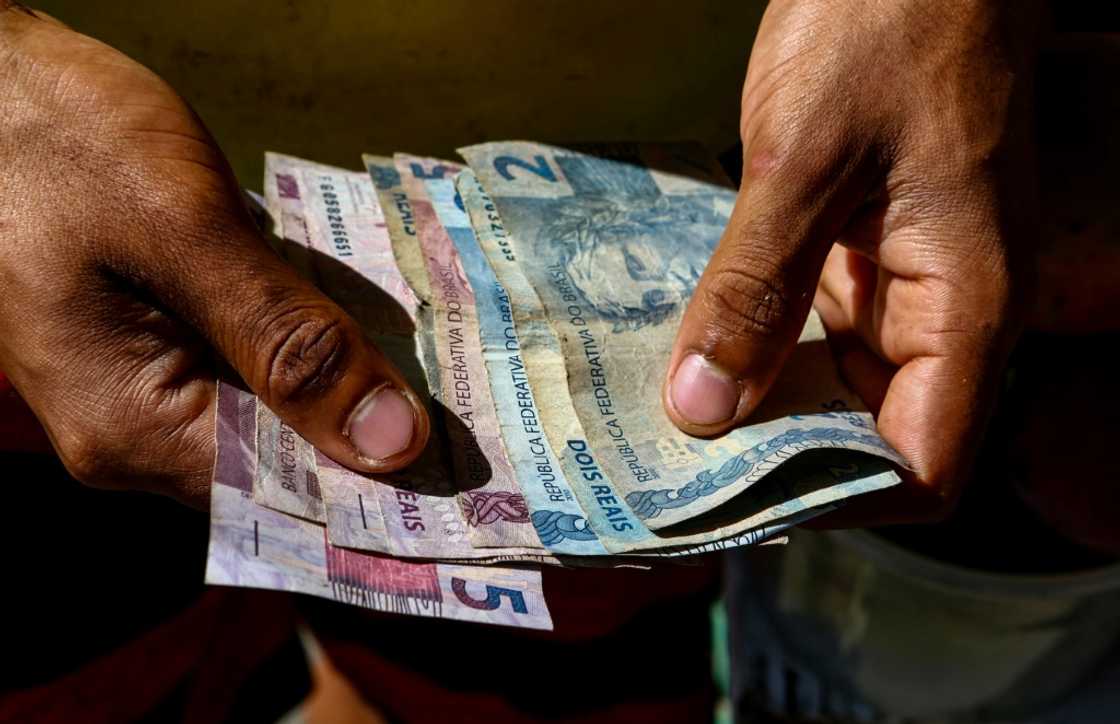 According to a Datafolha poll, the economy will determine the vote of 53 percent of Brazilians choosing between far-right incumbent Jair Bolsonaro and leftist ex-president Luiz Inacio Lula da Silva According to a Datafolha poll, the economy will determine the vote of 53 percent of Brazilians choosing between far-right incumbent Jair Bolsonaro and leftist ex-president Luiz Inacio Lula da Silva